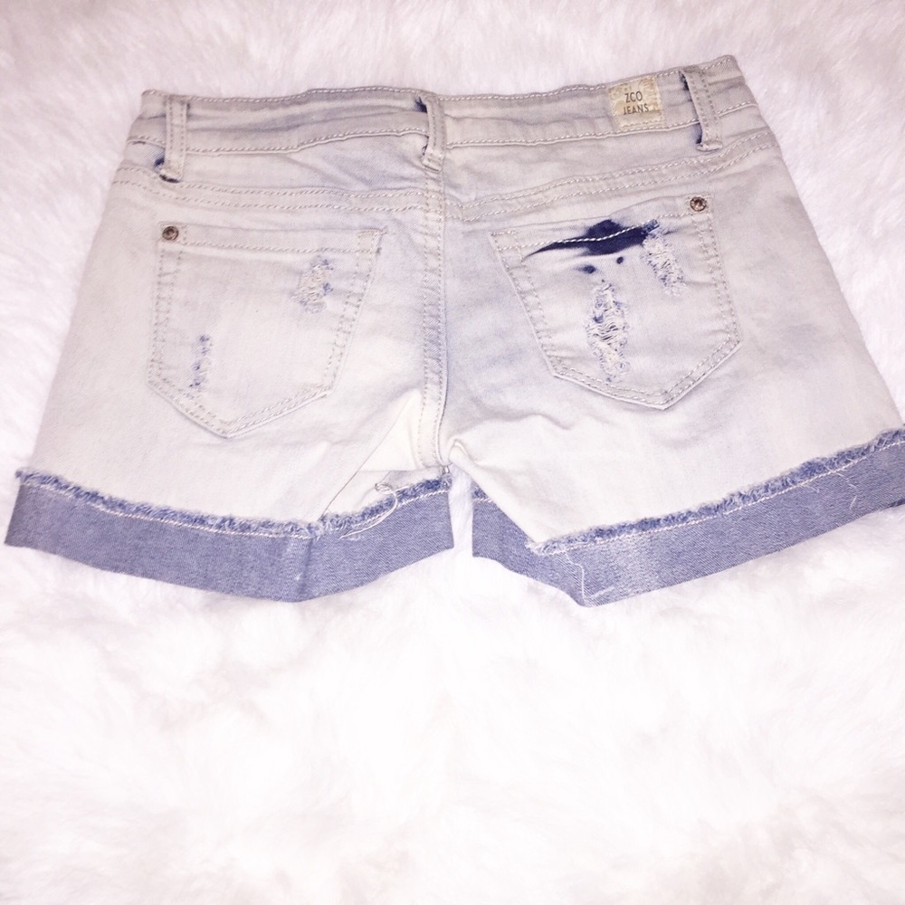 ZCO Light Wash Distressed Jeans Shorts size 7